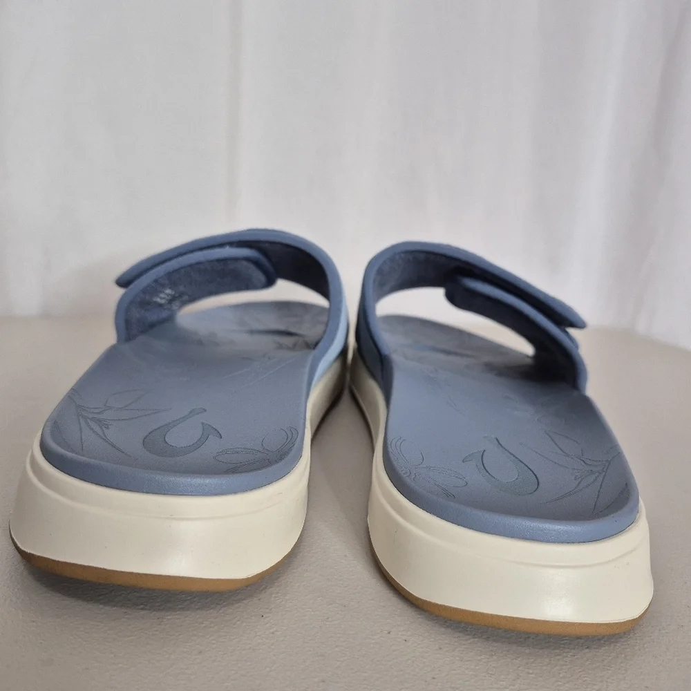 OluKai Nu'a 'Olu Slide Sandals - Size 9 - Picture 6 of 15